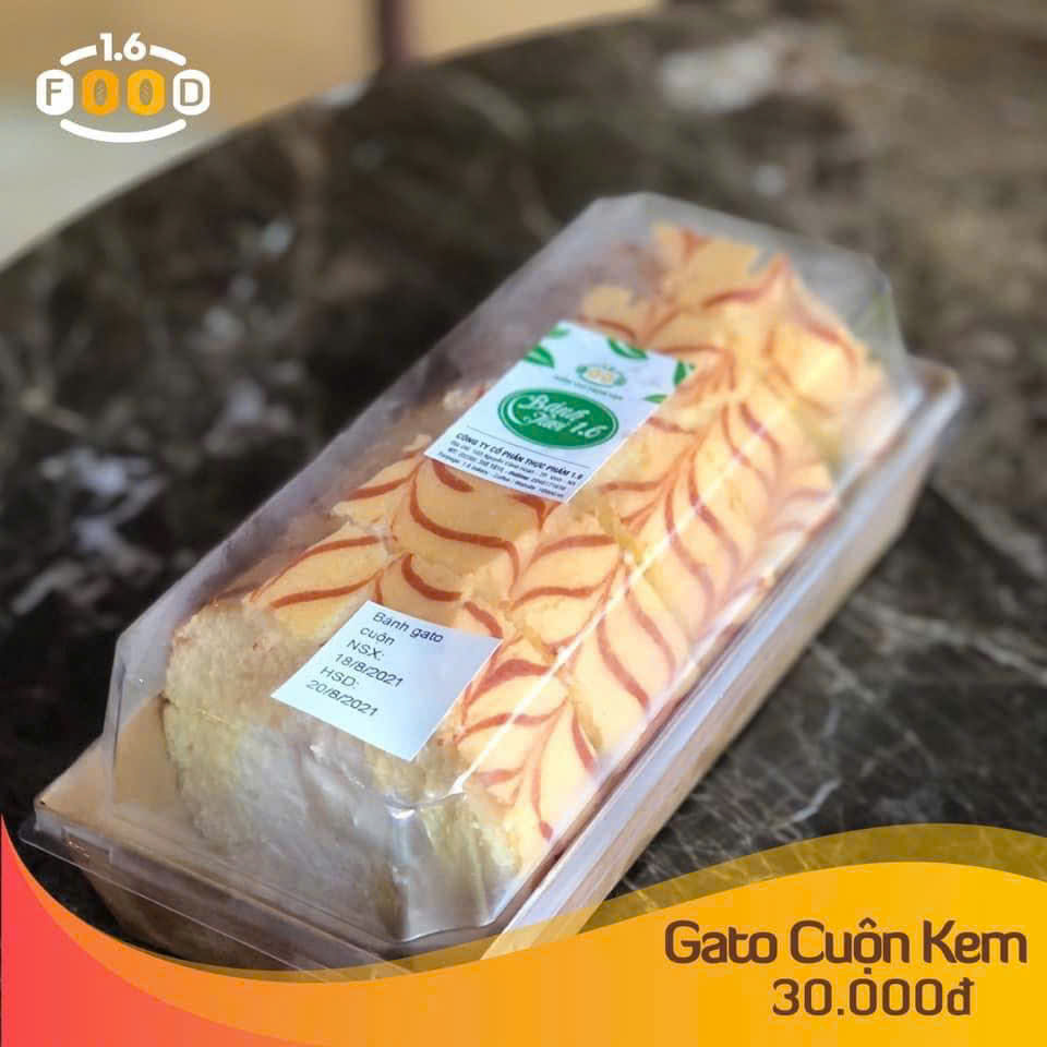 Bánh bông lan cuộn kem